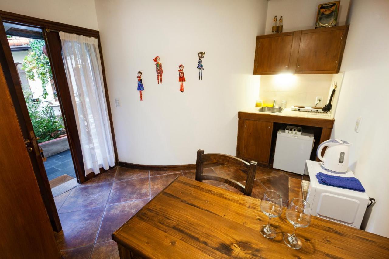 Posada De Rosas メンドーサ エクステリア 写真