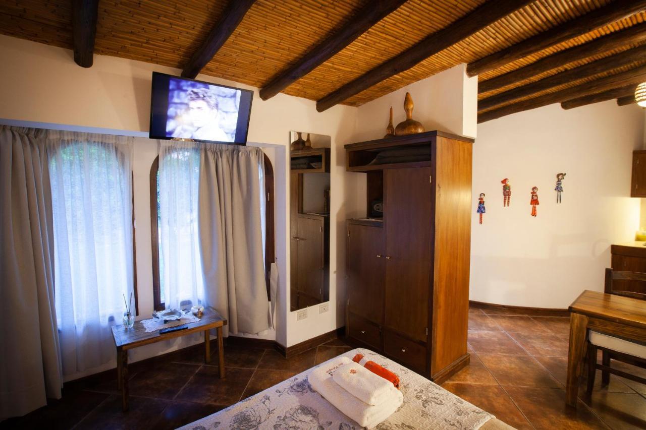 Posada De Rosas メンドーサ エクステリア 写真